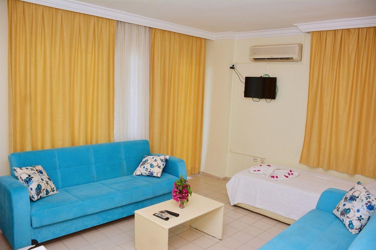 Avisos Hotel And Apartment Marmaris Bagian luar foto